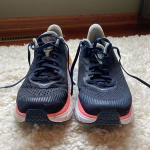 Used Hoka One One Clifton 7s